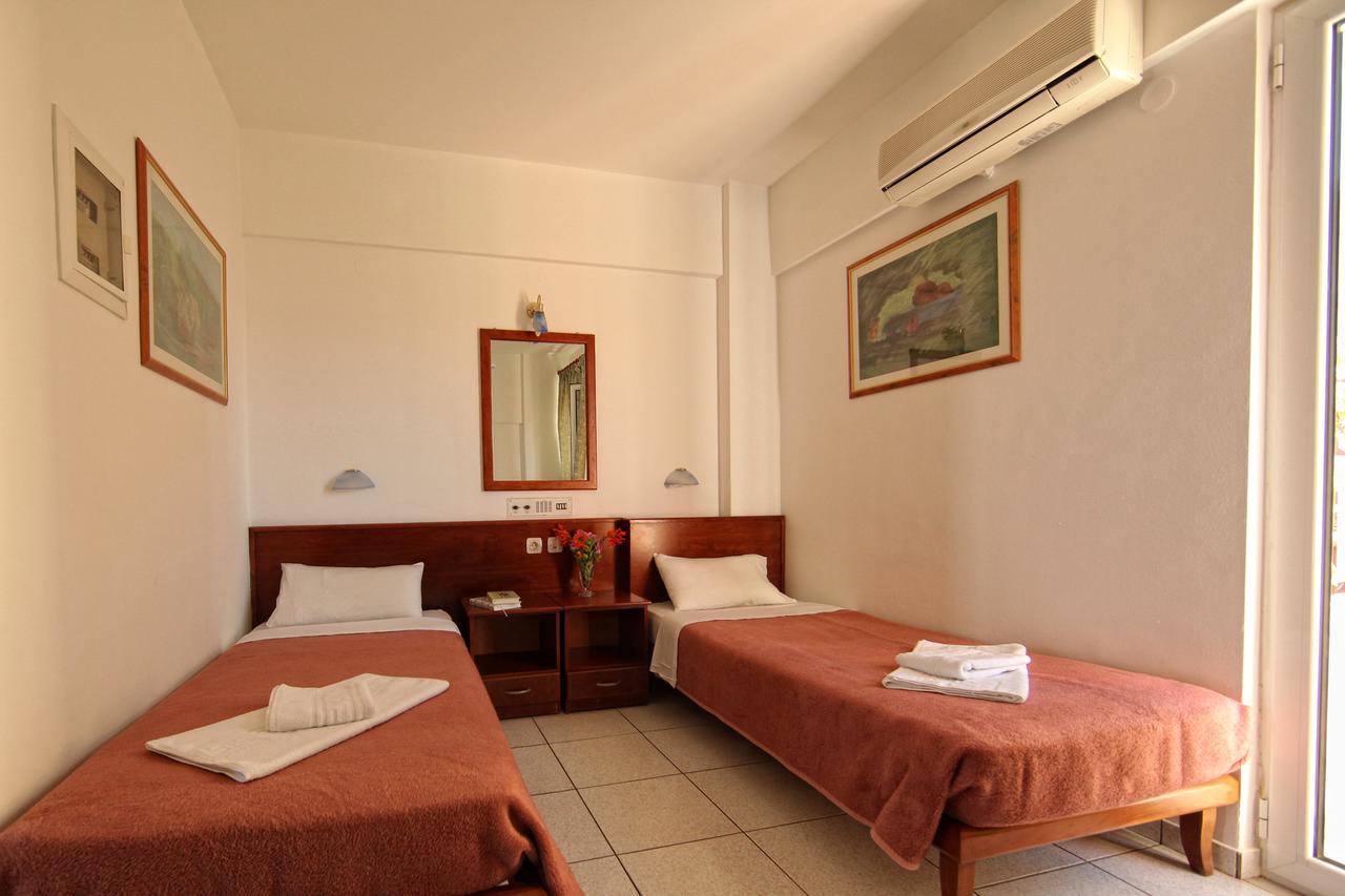 Hotel Dharam Villa Kālka Екстериор снимка